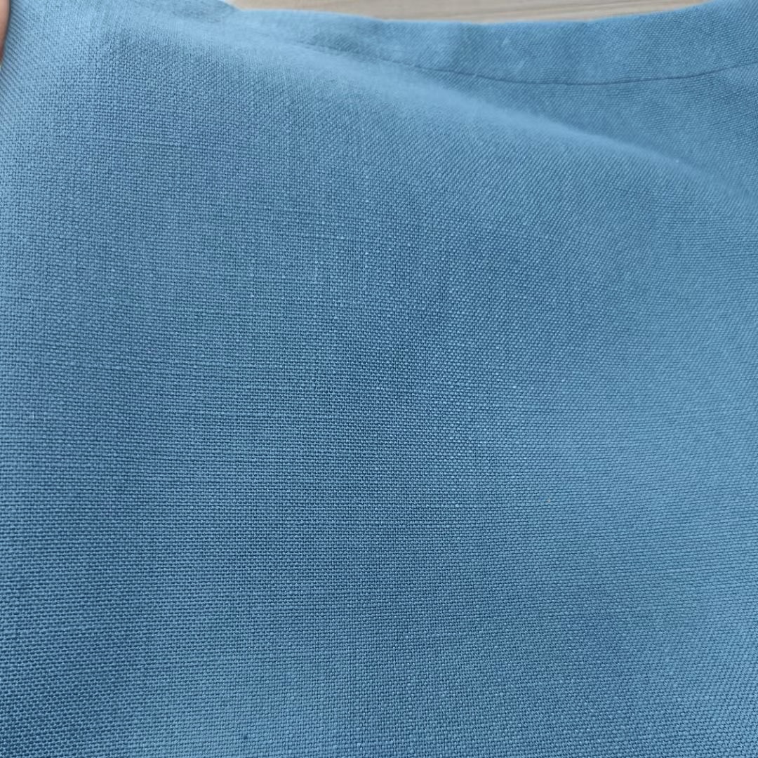 Tovagliolo in lino blu per ristorante dell'hotel, dimensioni standard 50x50 cm